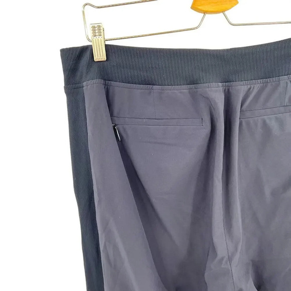 Athleta Brooklyn Mid Rise Ankle Pant Navy Blue Size 12 - Picture 9 of 13